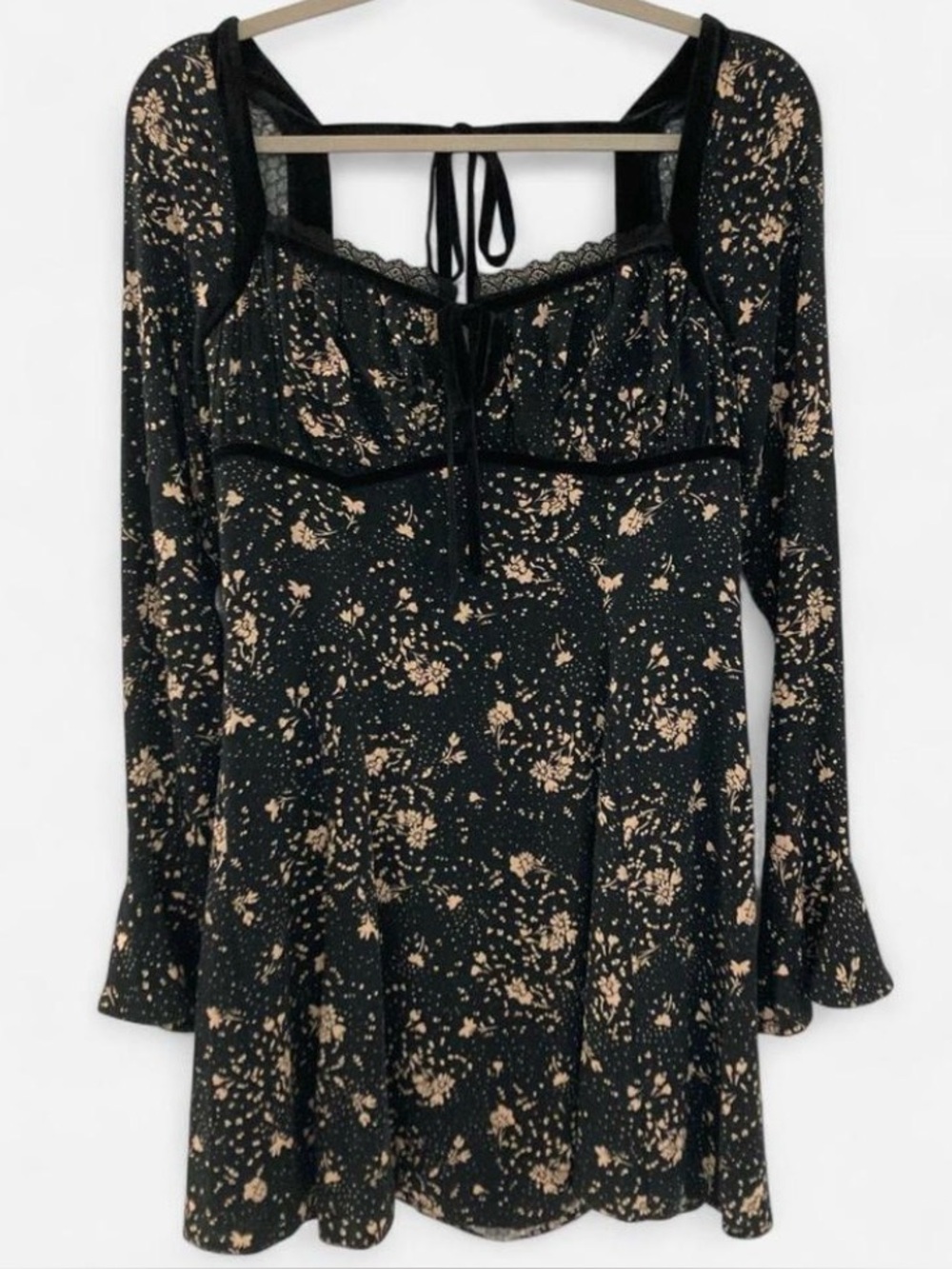 Free People Tess Mini Dress Dark Floral Long Sleeve Babydoll Velvet Lace Trim